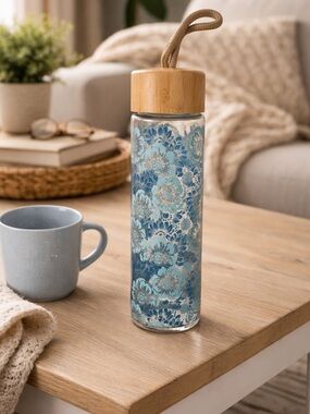 💙 Pioneer Woman Blue Floral Glass Water Bottle | Bamboo Lid | 20 oz